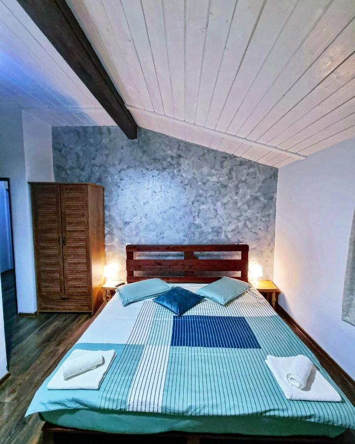 Cabana Casaru Colibiţa Exteriör bild